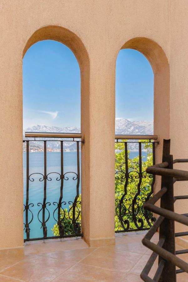 Promenade Rose Kotor Exterior foto